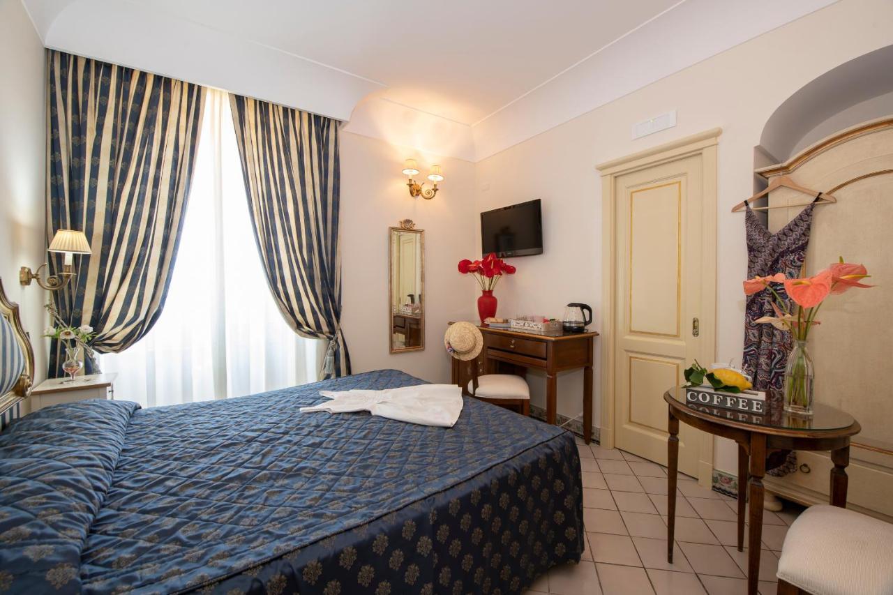 Amalfi Old Square Room & Apartments Экстерьер фото