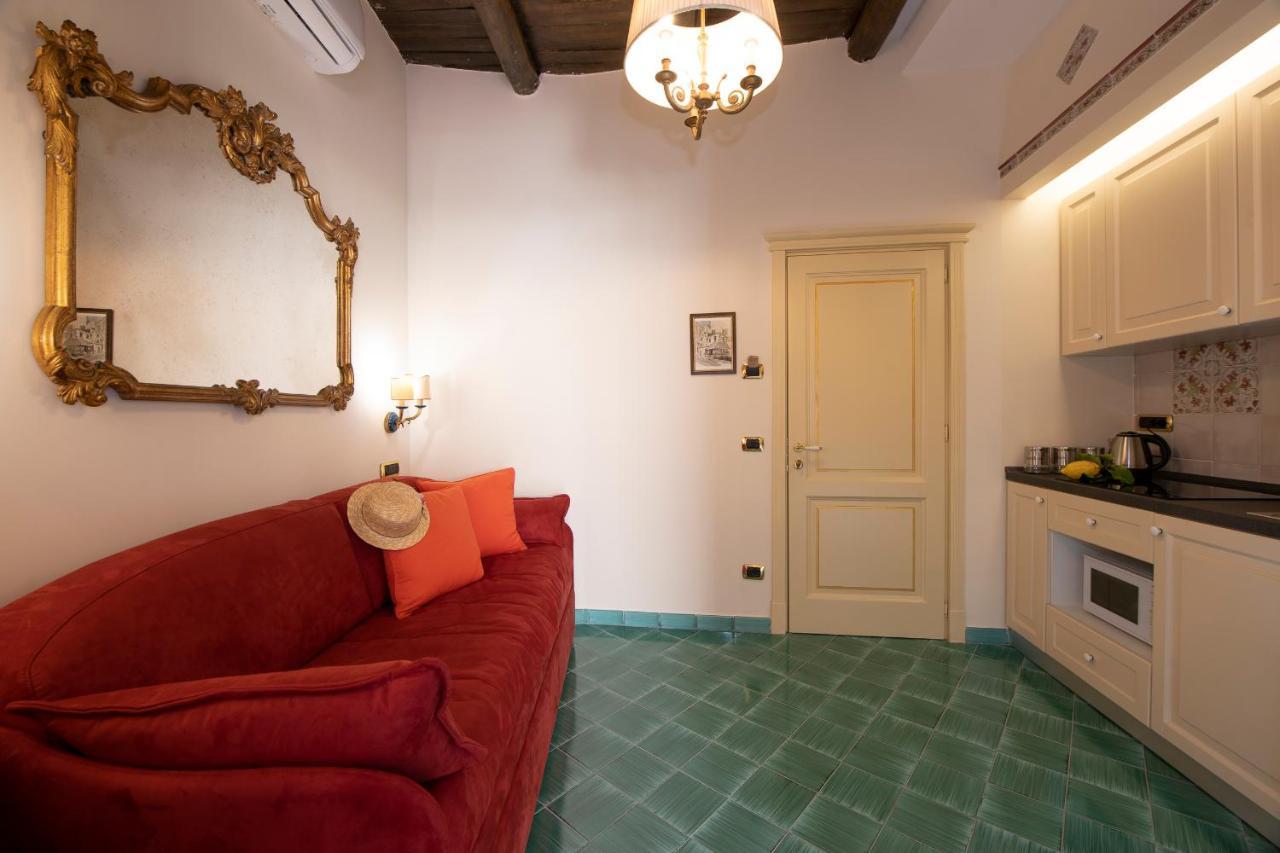 Amalfi Old Square Room & Apartments Экстерьер фото