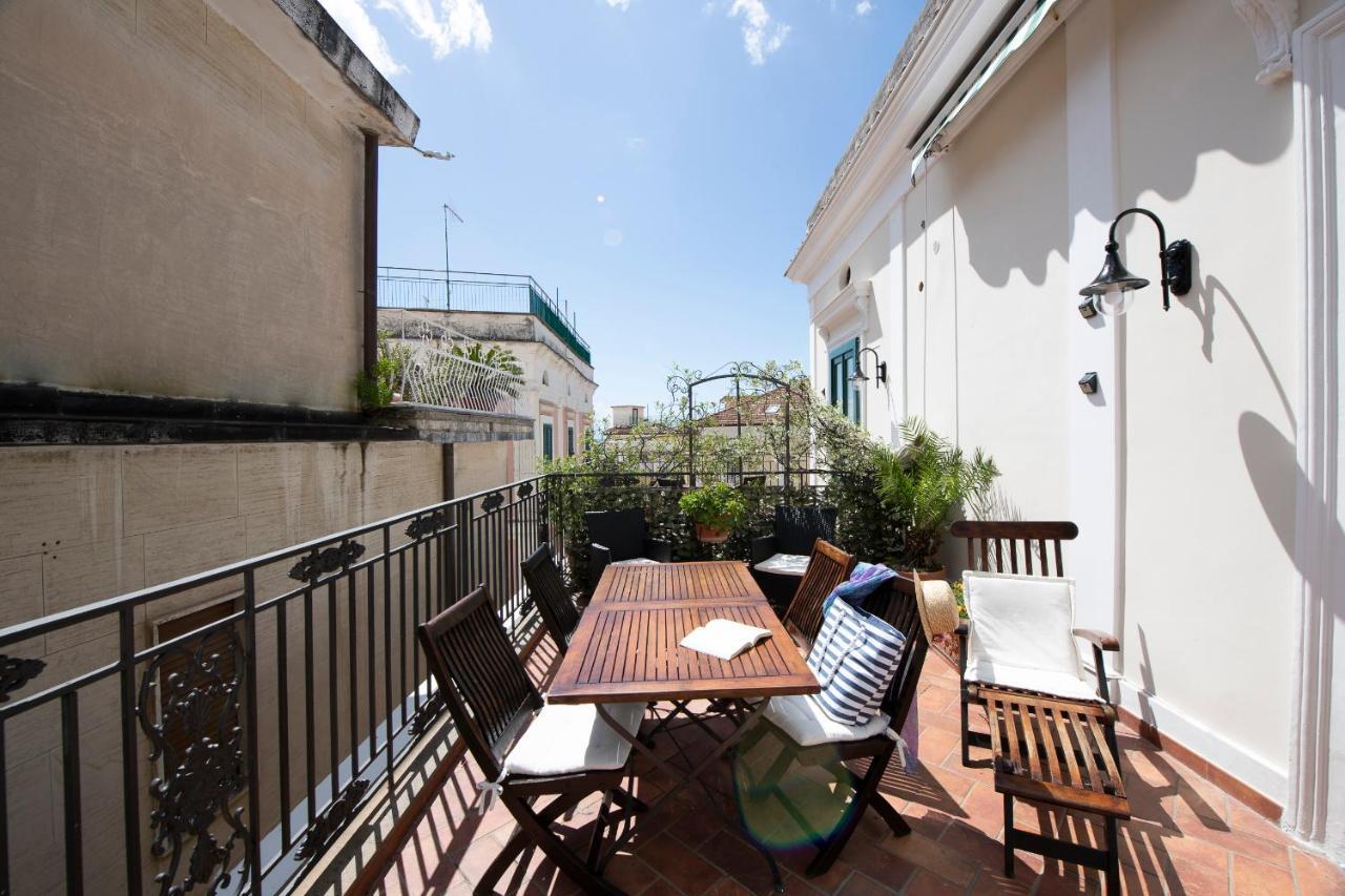 Amalfi Old Square Room & Apartments Экстерьер фото