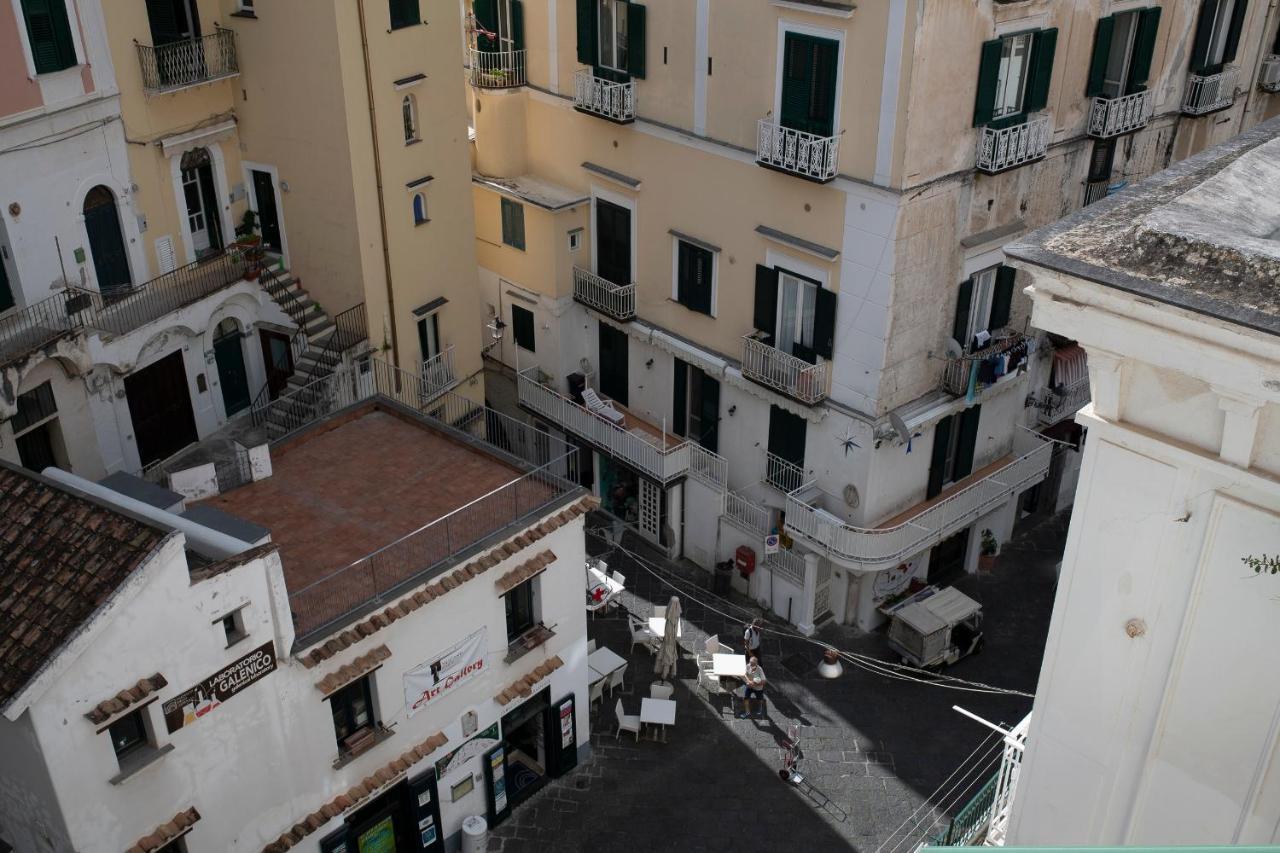 Amalfi Old Square Room & Apartments Экстерьер фото