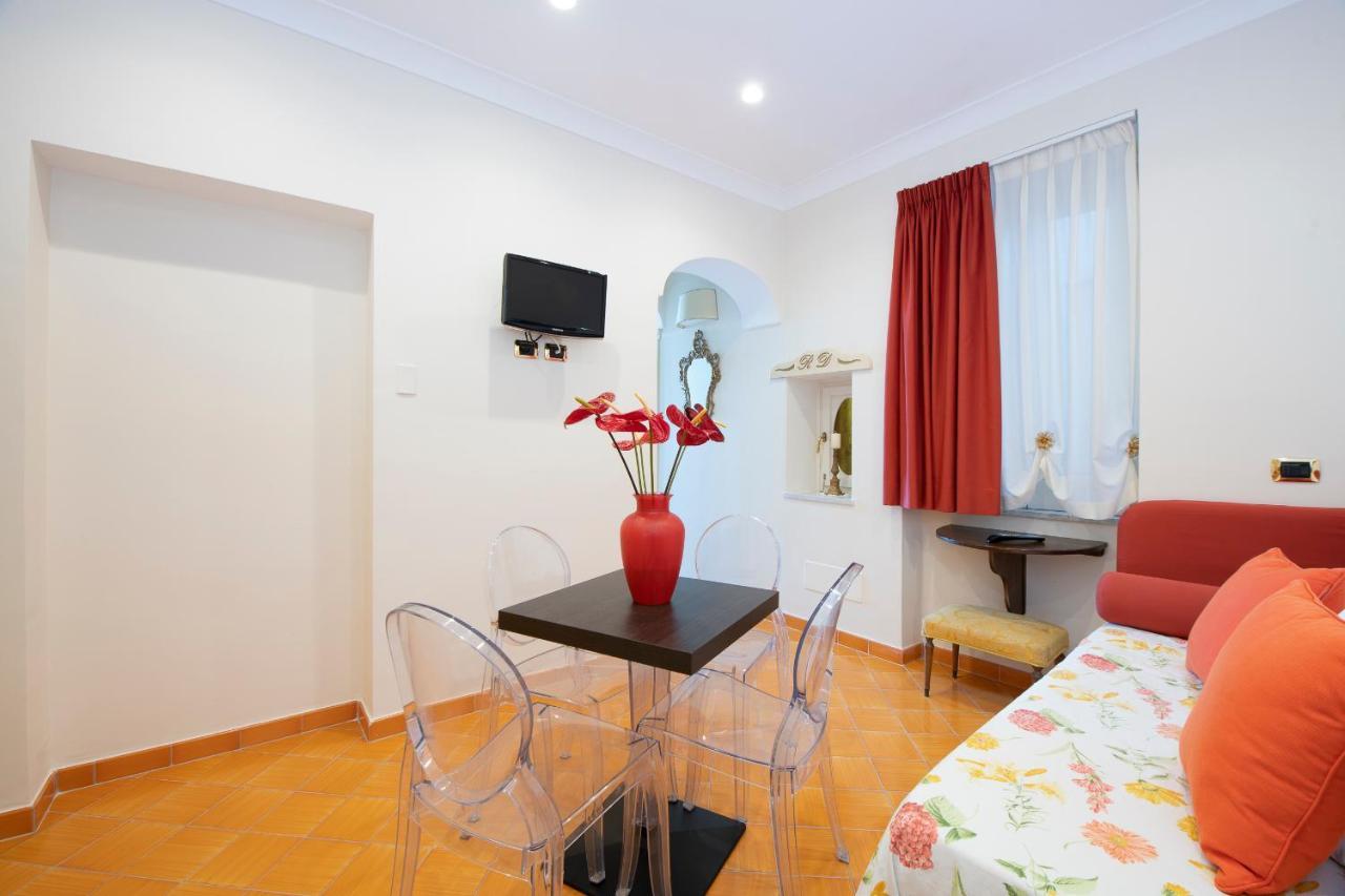 Amalfi Old Square Room & Apartments Экстерьер фото
