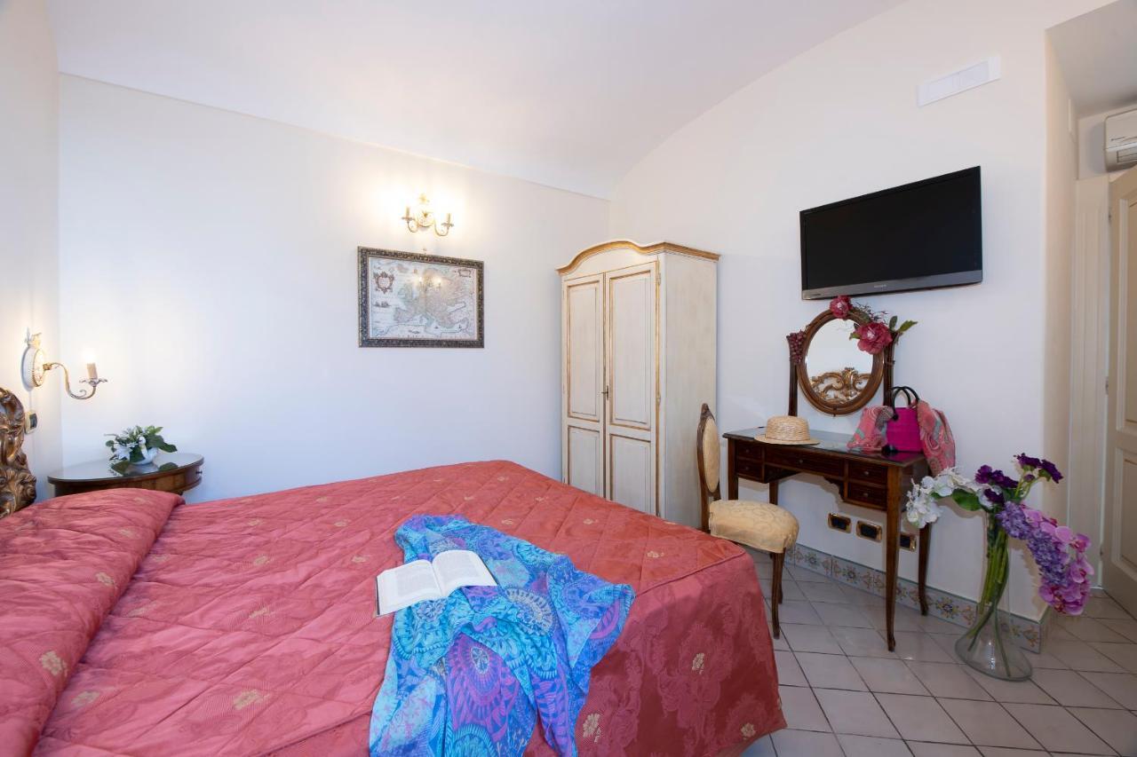 Amalfi Old Square Room & Apartments Экстерьер фото